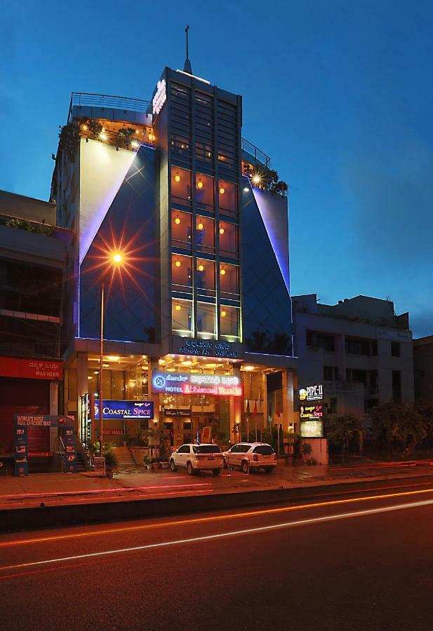 Hotel Abhimaani Vasathi, Rajajinagar Bangalore Exterior photo